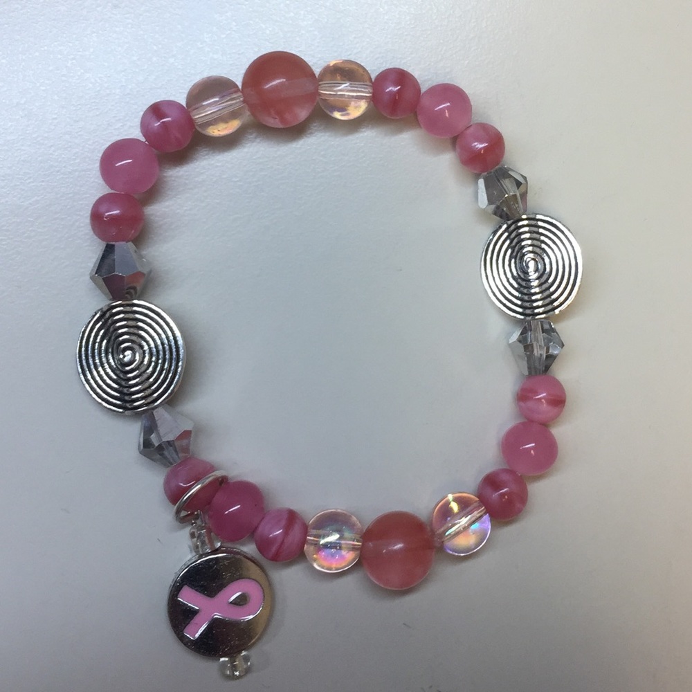 Pink beaded bracelet (Breast Cancer Awareness)